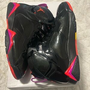 WMNS Air Jordan 7 Retro